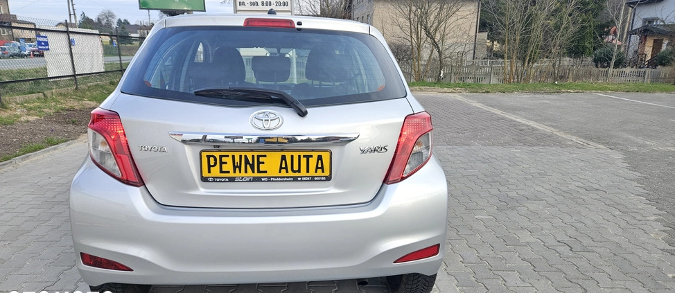 Toyota Yaris cena 34900 przebieg: 54840, rok produkcji 2012 z Poręba małe 191